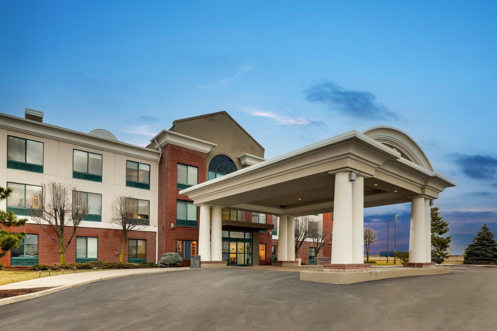 Holiday Inn Express Hotel & Suites Bryan-Montpelier By Ihg Holiday City Exterior photo